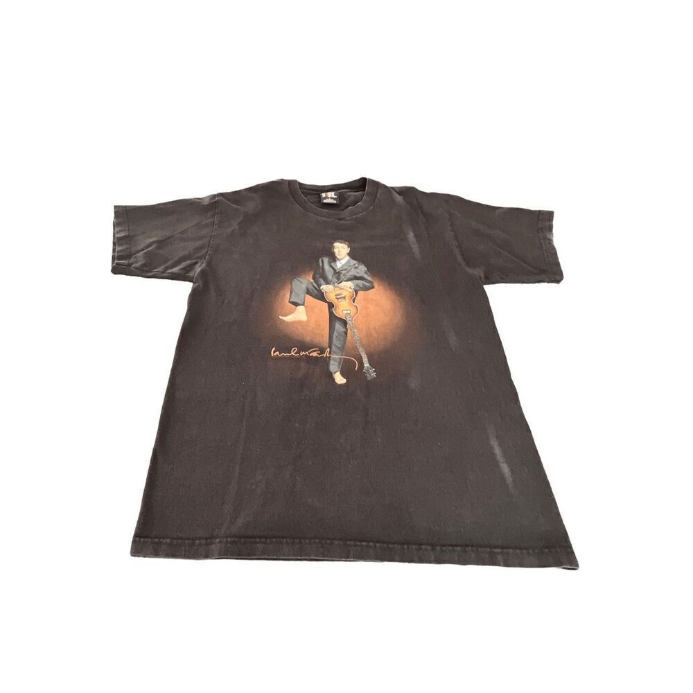 Vintage Paul McCartney Beatles 2002 Concert Tour T-shirt size L Made in USA